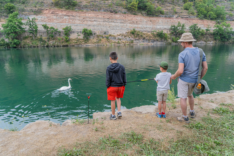 peche-famille-aveyron-tarn-riviere-lac