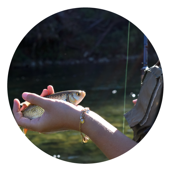 peche-blanc-femme-aveyron-tarn