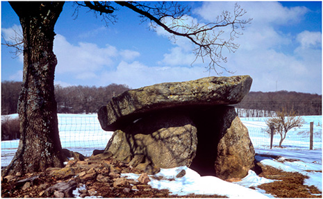 Dolmen de Saint-Louis